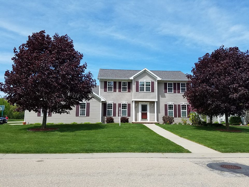 W5894 Sweet Clover Dr