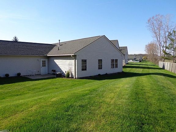 2nd image of 171 Arrow Ct