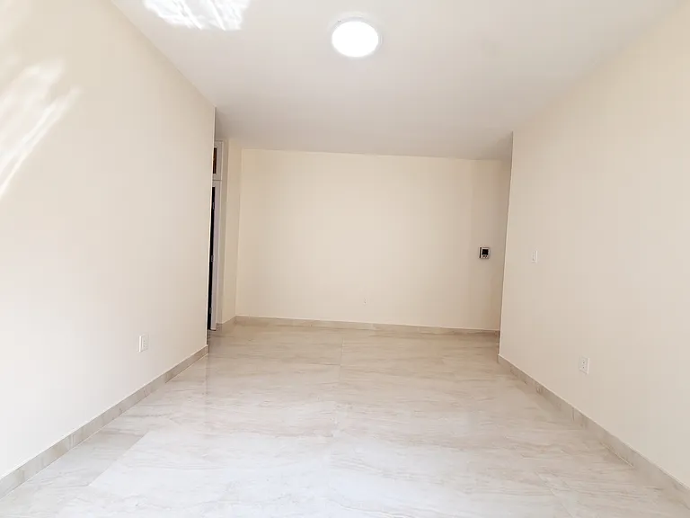 1602 E 43rd St #24 — Photo 2