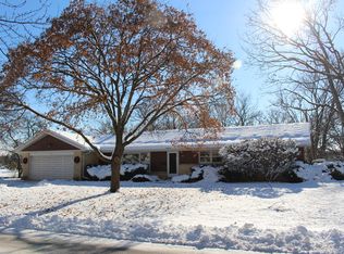 320 E Center St, Itasca, IL 60143