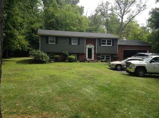 588 Randall Dr, New Castle, PA