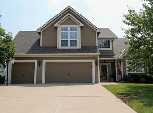 1810 White Tail Ln, Liberty, MO 64068