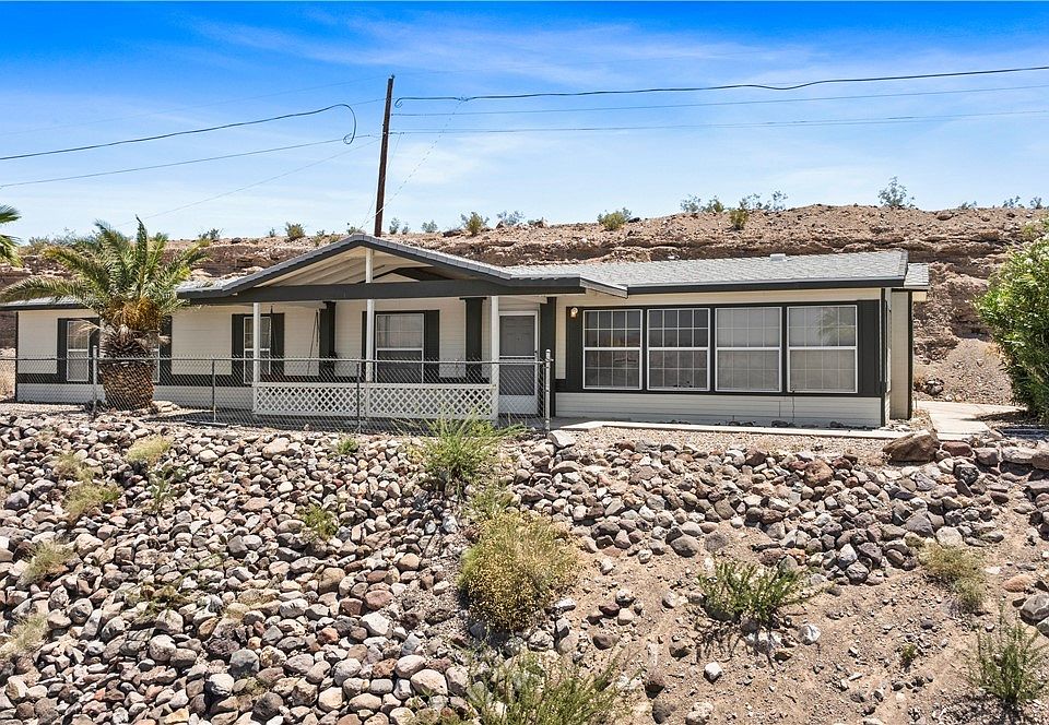 1st image of 2748 Avenida Grande