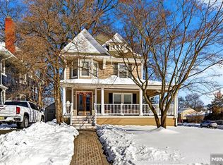 258 Clinton Pl, Hackensack, NJ 07601