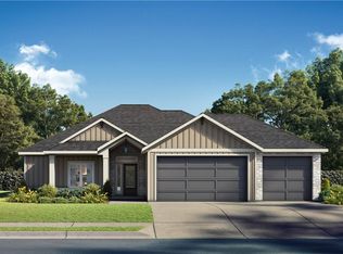 2628 E 26th Ct, Lawrence, KS 66046