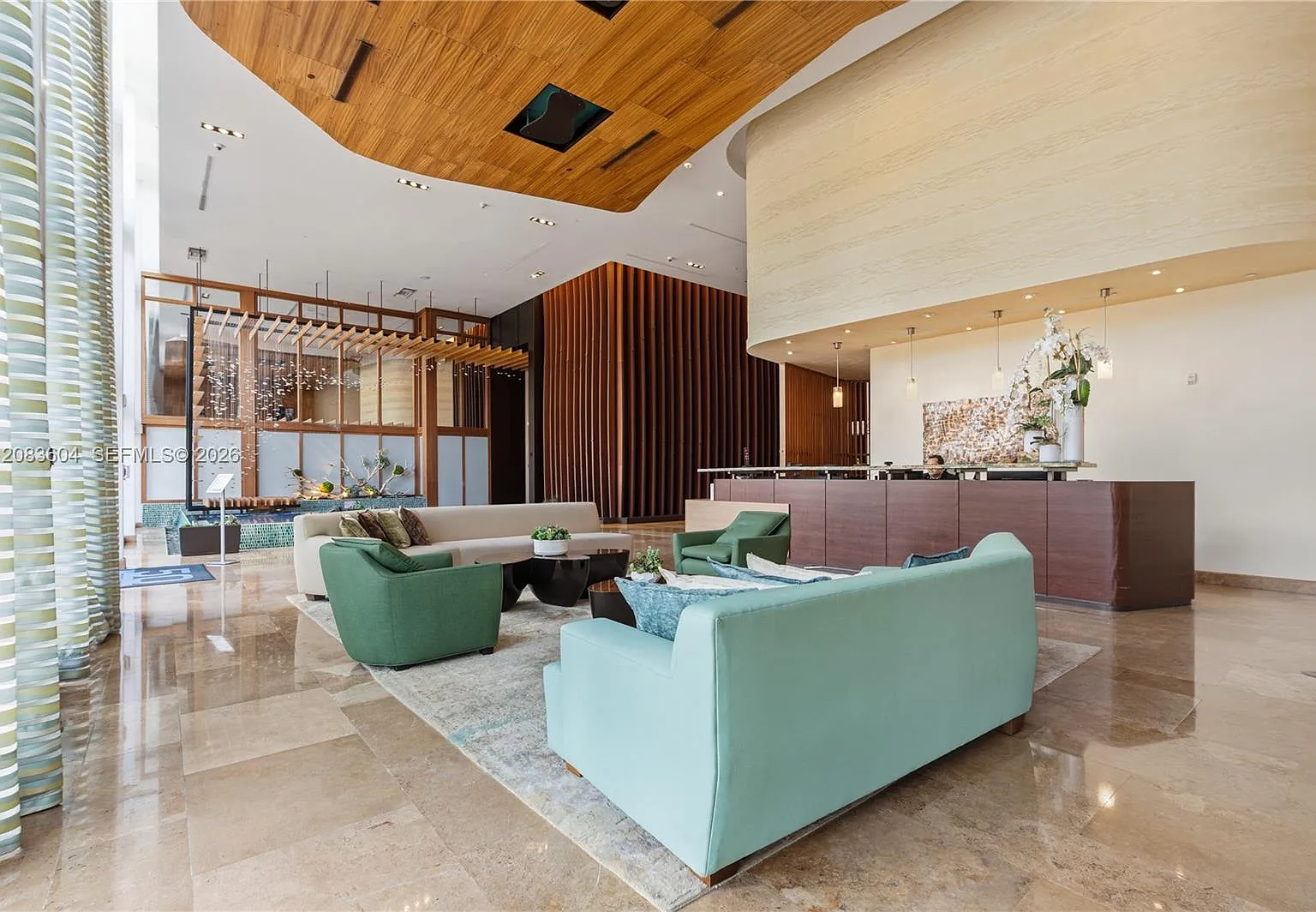 50 Biscayne Condo — Photo 2