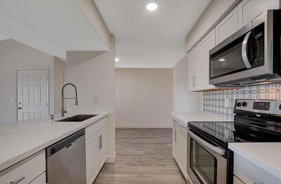 1st image of 8101 W Flamingo Rd Unit 2014