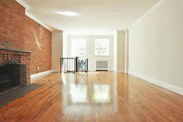 Rented by Balass Ralph, LREB | media 19