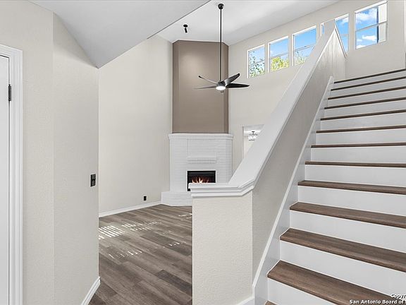 3rd image of 6213 CANDLEVIEW CT