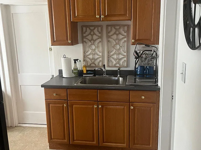 66 Saxton St #3 — Photo 7