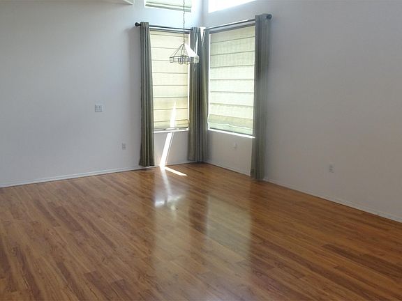 3rd image of 14727 S Camino Tierra Del Rio