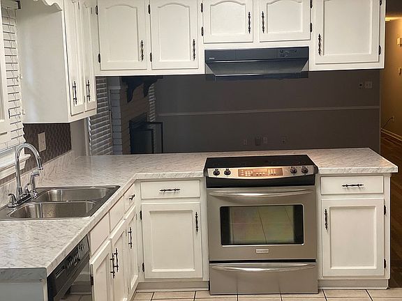 2nd image of 7231 61st Ave E