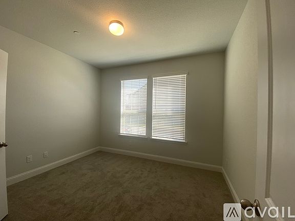 5th image of 5509 Crosby Dr #5509