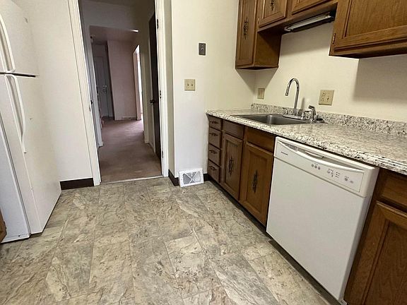 2nd image of 4301 Earl Dr APT A5