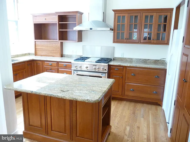 2034 Chancellor St #1F — Photo 1