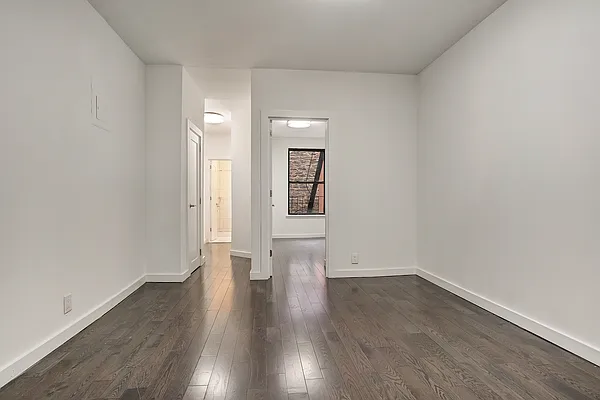 Rented by Creed Realty Group | media 2