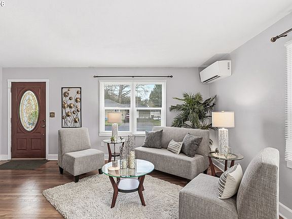 4th image of 1813 Filbert St