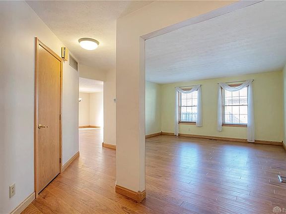 2nd image of 1004 Old Stone Ct