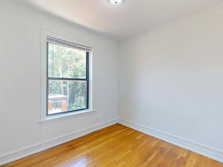 5053 S. Ellis Avenue — Photo 12