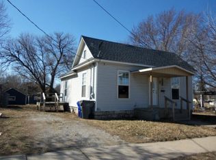 221 S Blake St, Olathe, KS 66061