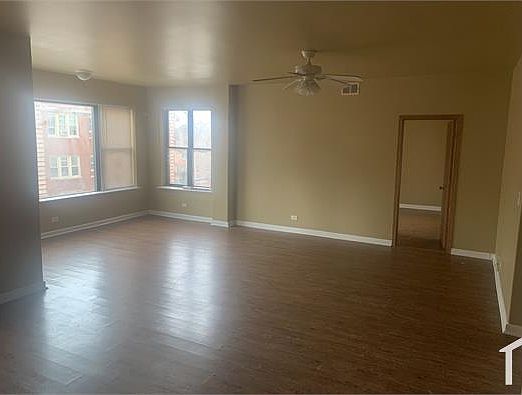 3rd image of 2621 E 77th St APT 3W