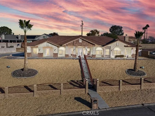 13519 Sunset Dr, Apple Valley, CA 92308