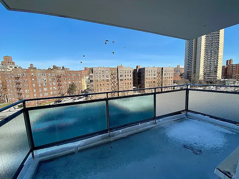109-10 Queens Blvd #3W — Photo 1