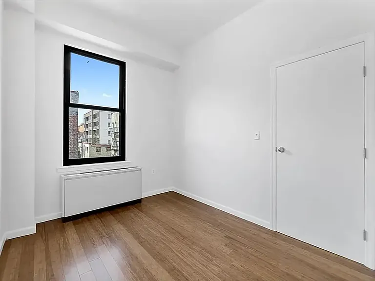 2147 2nd Ave #5D — Photo 8