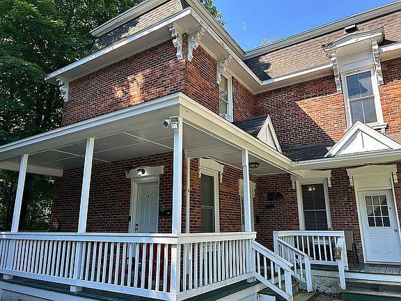 4th image of 33 Park St