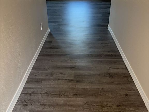 5th image of 1060 W Prior Ave