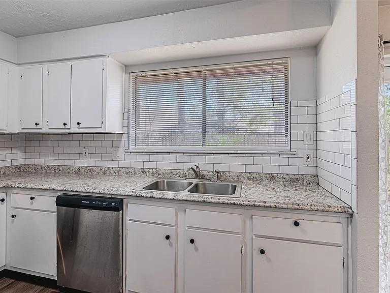 4606 Fitzwater Dr — Photo 17