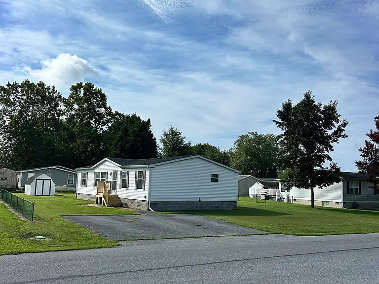 27491 Oak Meadow Dr — Photo 1
