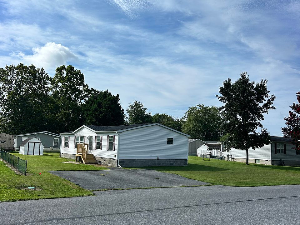 1st image of 27491 Oak Meadow Dr