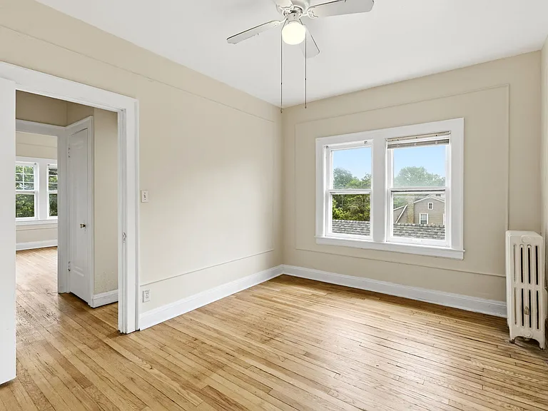 3214 Yorkshire Rd #301 — Photo 13