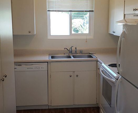 5th image of 8722 Lund Hill Ln APT 28