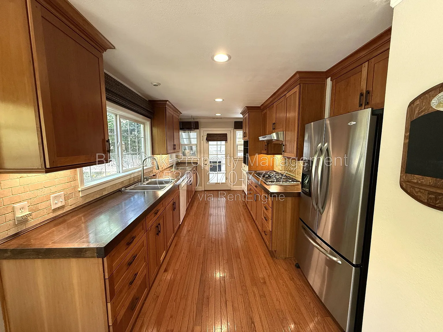 3 bed, 1.5 bath, 1534 sqft, $2,100 — Photo 4