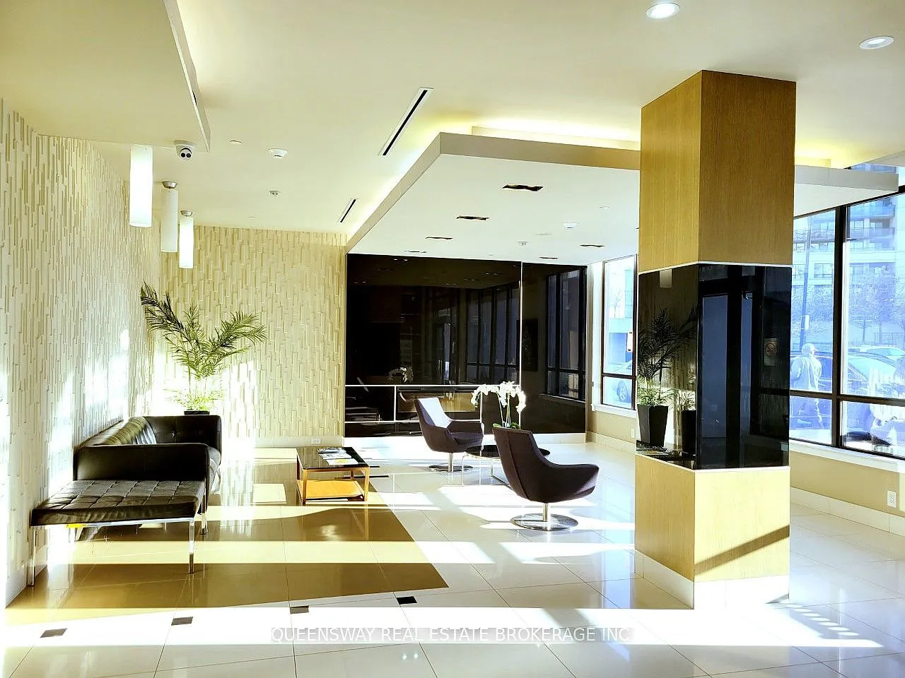 2 bed, $2,400 — Photo 2