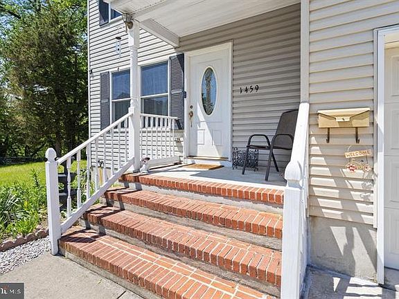 4th image of 1459 Deutz Ave