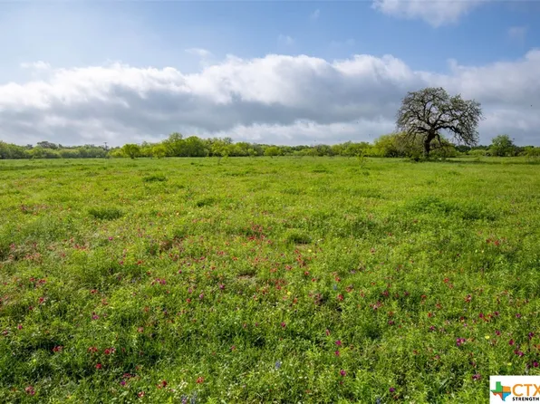 N Fm 108, Wrightsboro, TX 78677