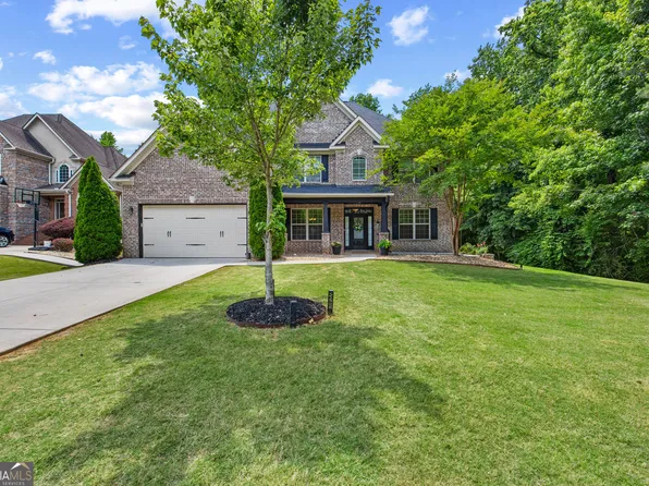 319 Langshire Dr, McDonough, GA 30253