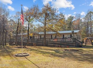 221 Donnie Davis Rd, Williston, NC 28579