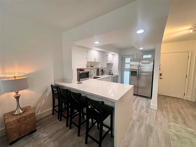 240 Galen Dr #302 — Photo 4