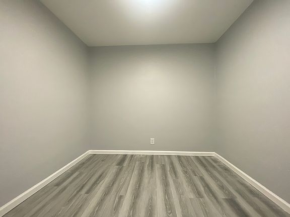 1st bedroom