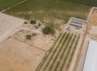 694 W Kamm Ave, Caruthers, CA 93609