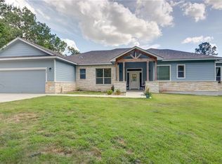 117 W Kamoi Ct, Bastrop, TX 78602