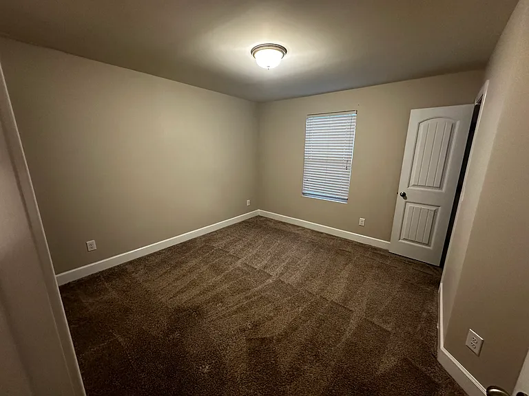 1124 Lilly Valley Way — Photo 5