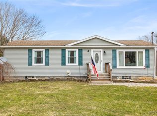 907 Vernal Rd, Attica, NY 14011