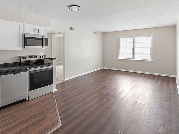 2nd image of 2601 Le Blanc Ct APT 6