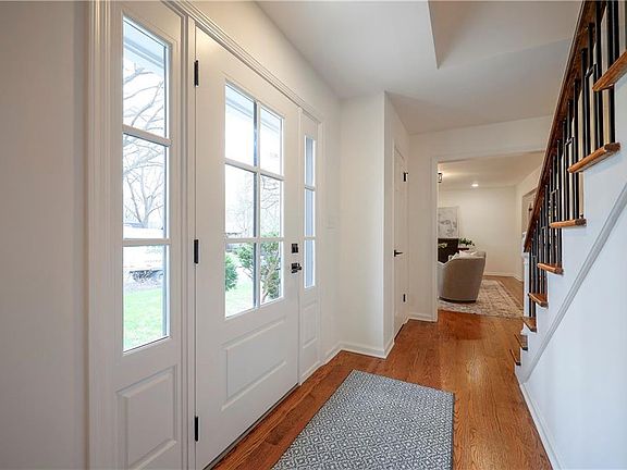 4th image of 8818 Birch Ln