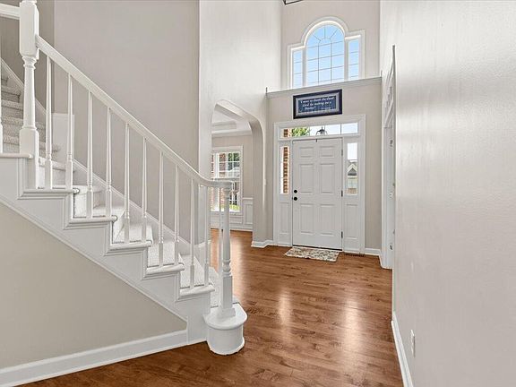 4th image of 2817 Crystal Oaks Ln